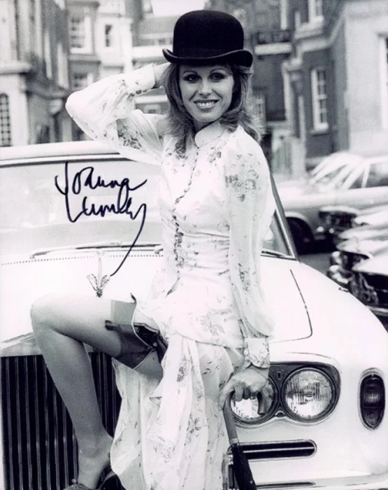 Joanna Lumley autograph