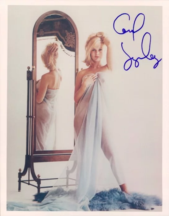 Carol Lynley autograph