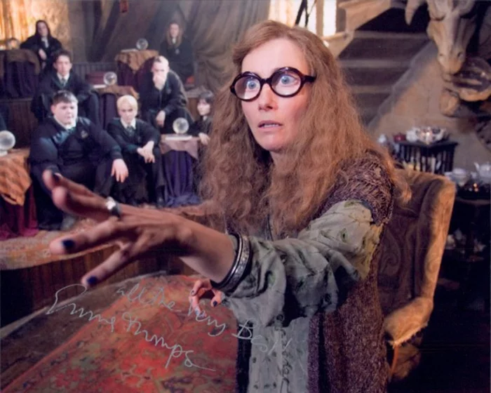 Emma Thompson autograph