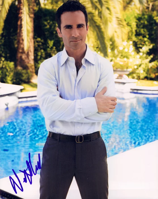 N�stor Carbonell autograph