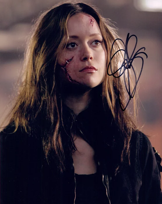 Summer Glau autograph