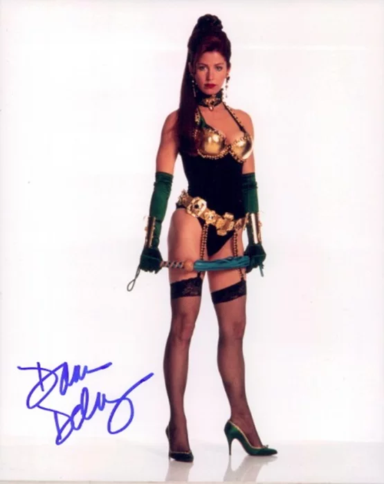 Dana Delany autograph