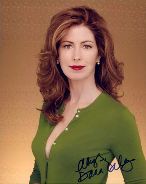 Dana Delany autograph