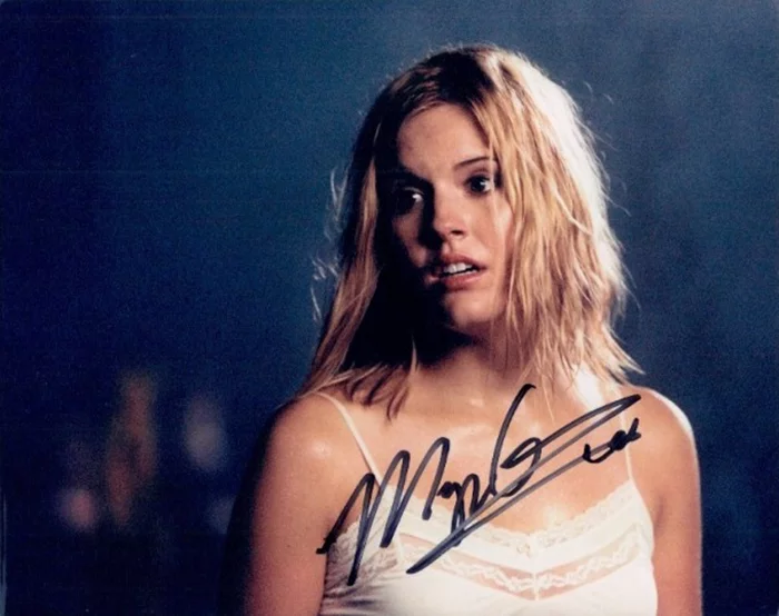 Maggie Grace autograph