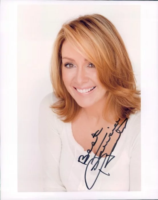 Patricia Heaton autograph