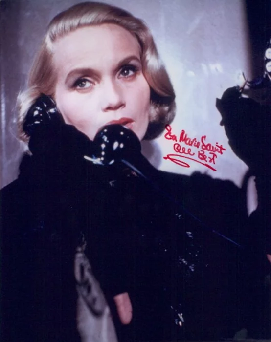 Eva Marie Saint autograph