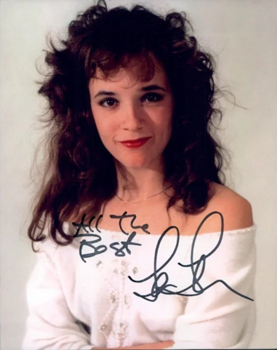 Lea Thompson autograph