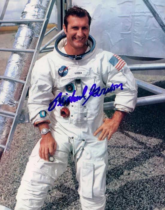 Richard Gordon autograph