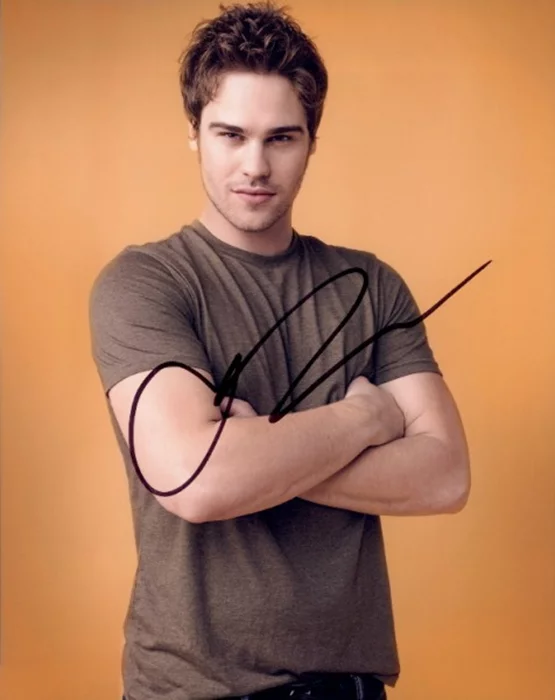 Grey Damon autograph