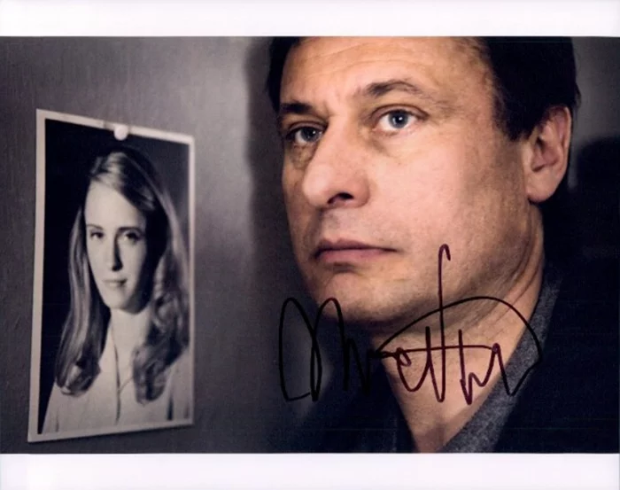 Michael Nyqvist autograph