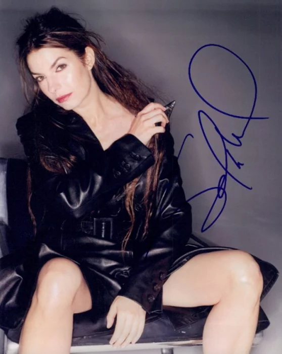 Sela Ward autograph