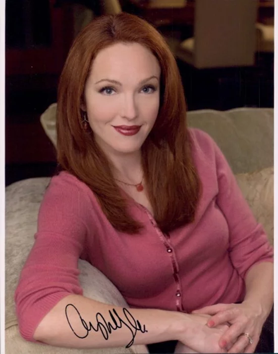 Amy Yasbeck autograph