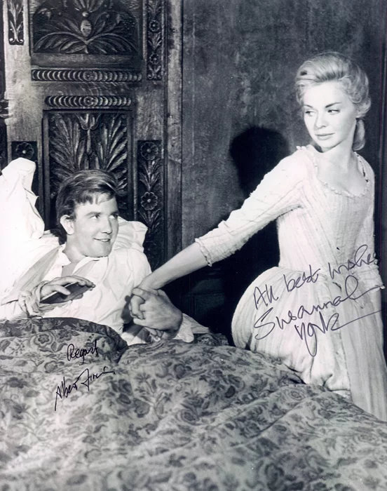 Tom Jones autograph