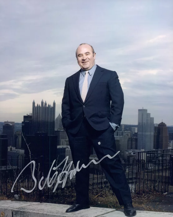 Bob Hoskins autograph