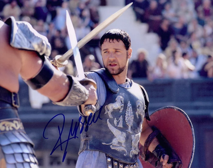 Russell Crowe autograph
