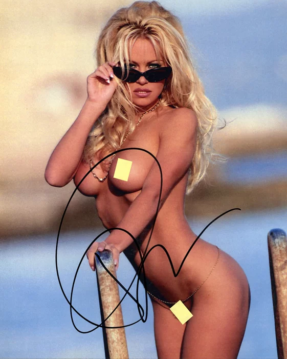 Pamela Anderson autograph