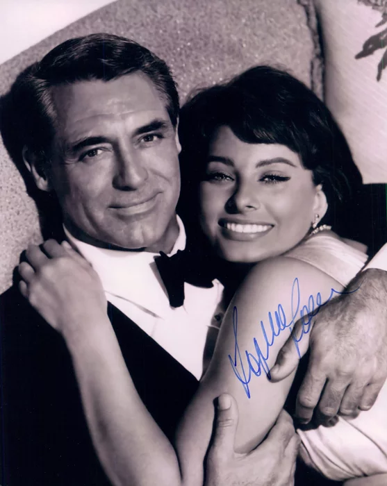Sophia Loren autograph
