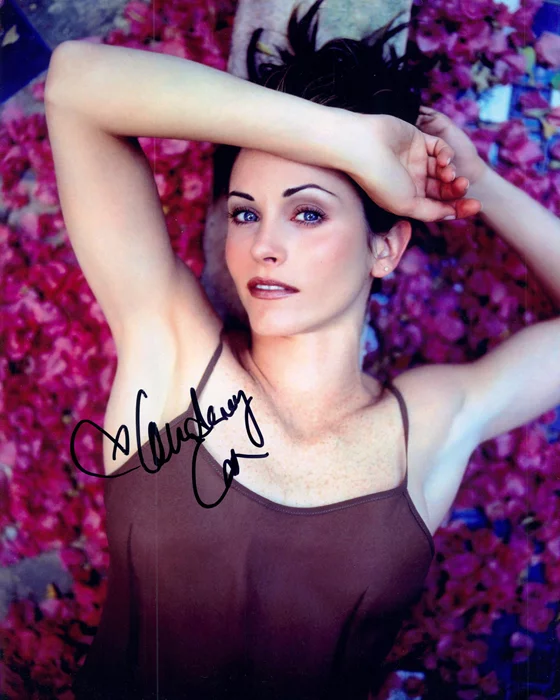 Courteney Cox autograph