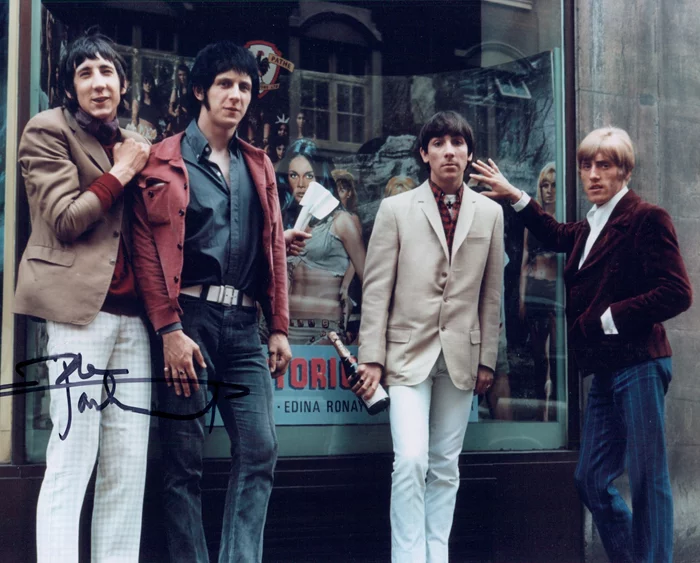 Pete Townshend autograph