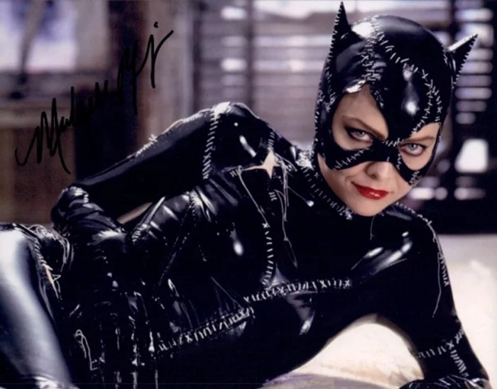 Michelle Pfeiffer autograph