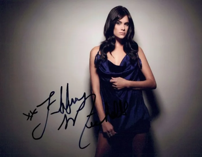 Tiffany Michelle autograph