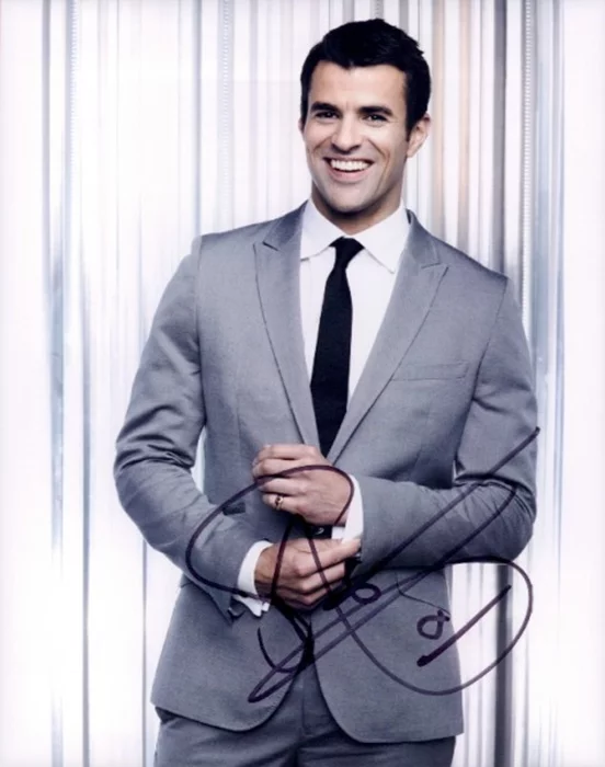 Steve Jones autograph