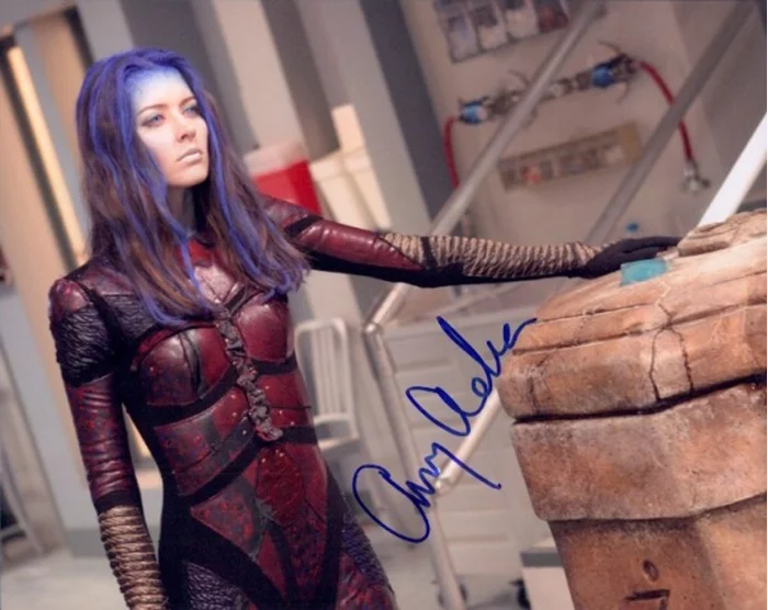 Amy Acker autograph