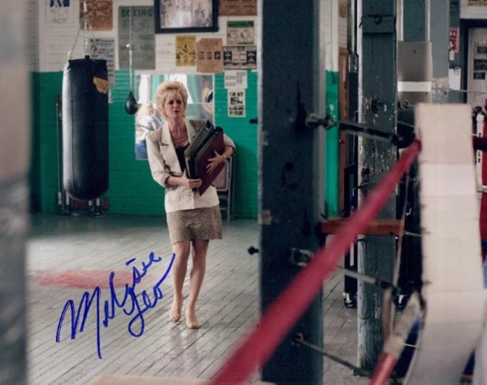 Melissa Leo autograph