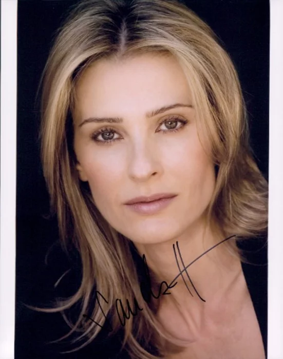 Sandra Hess autograph