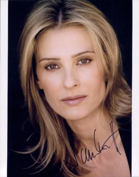 Sandra Hess autograph