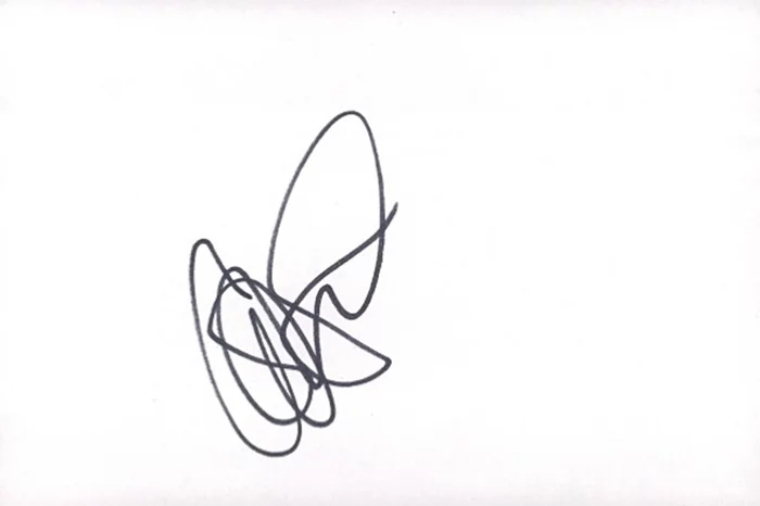 Ashlee Simpson autograph
