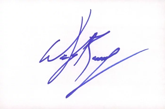 Wes Ramsey autograph