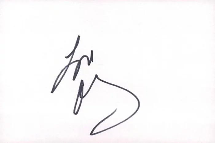 Ali Landry autograph