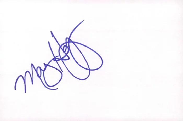 Marg Helgenberger autograph