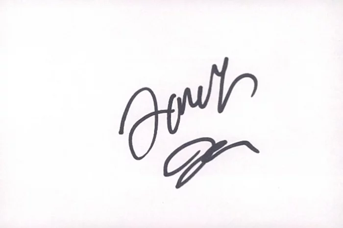 Farah Fath autograph