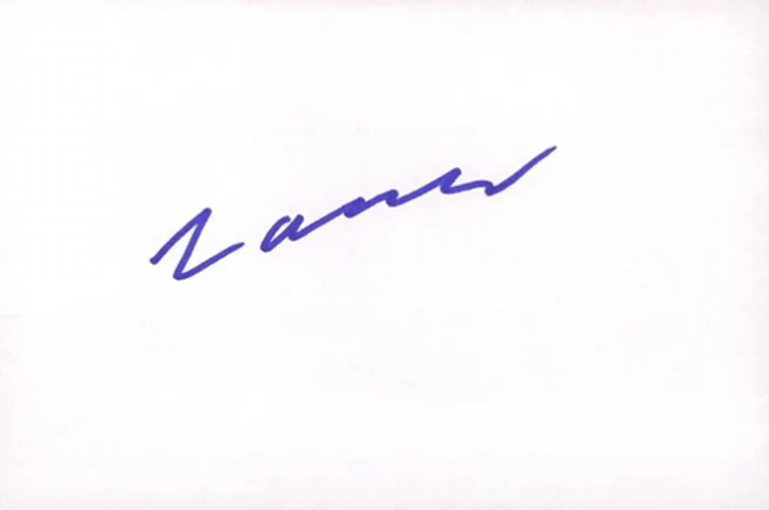 Kirk Acevedo autograph