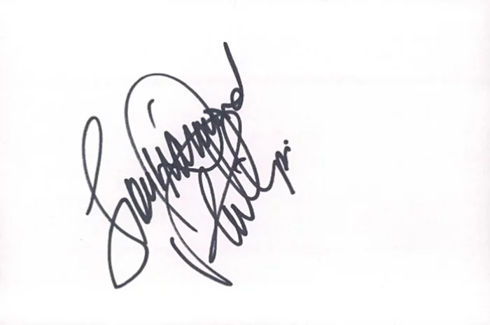 Lou Diamond Phillips autograph