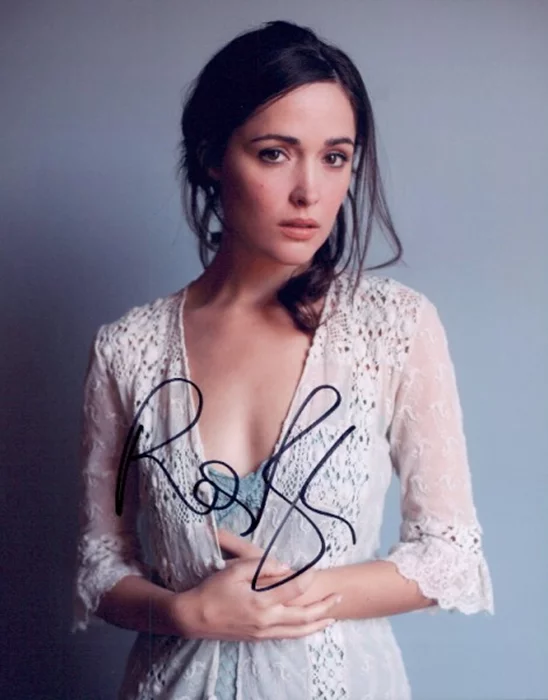 Rose Byrne autograph
