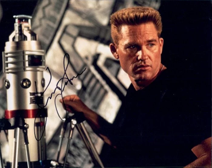 Kurt Russell autograph