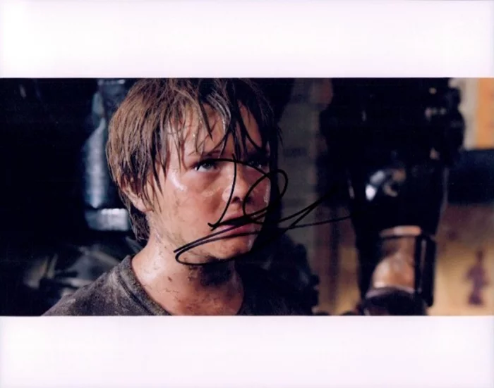 Dakota Goyo autograph