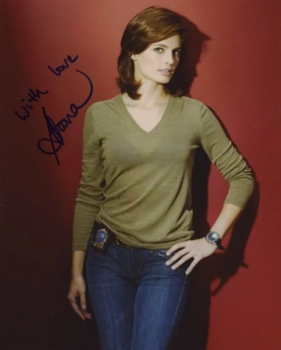 Stana Katic autograph