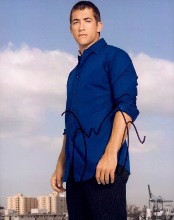 Jonathan Togo autograph