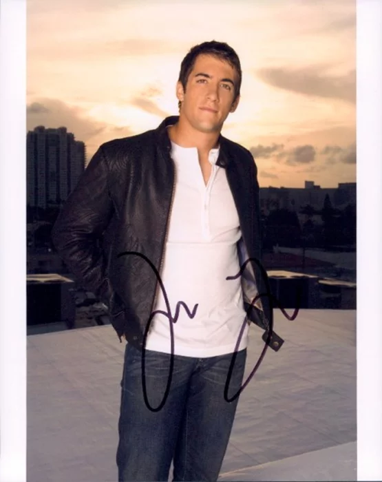 Jonathan Togo autograph