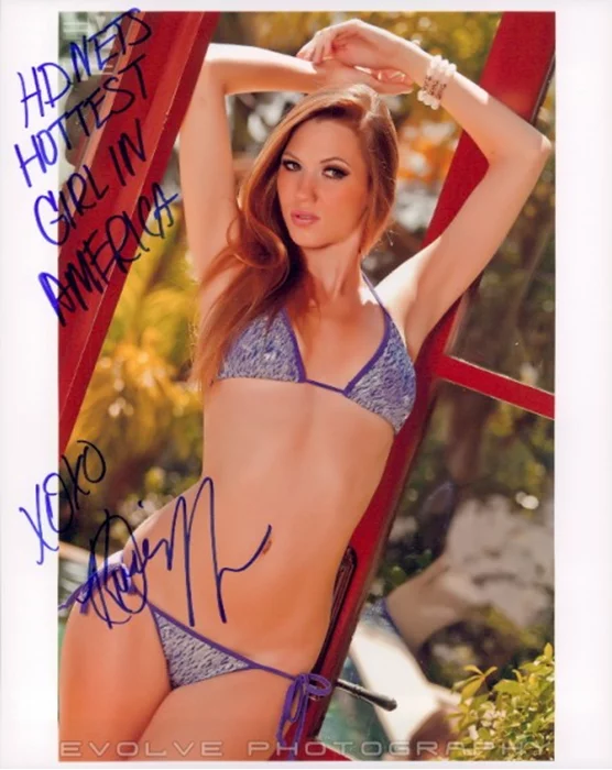 Kristen Myers autograph