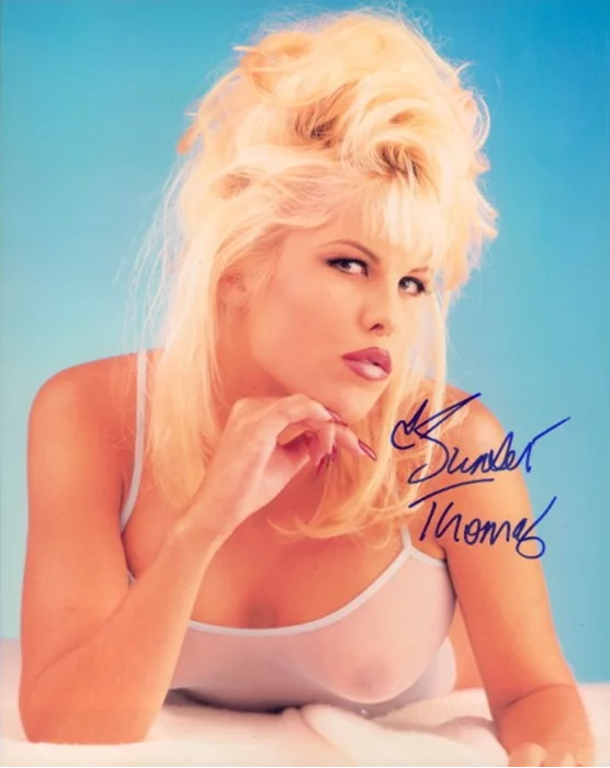 Sunset Thomas autograph