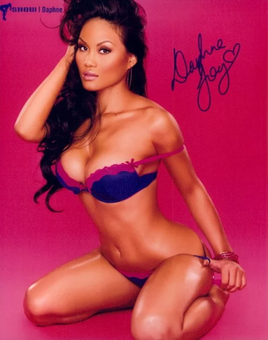 Daphne Joy autograph