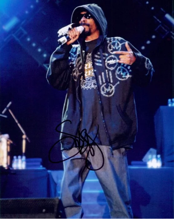 Snoop Dogg autograph