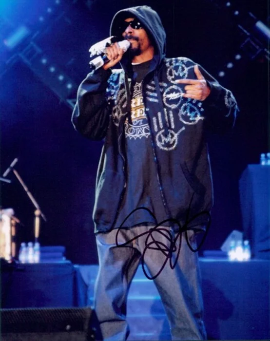 Snoop Dogg autograph