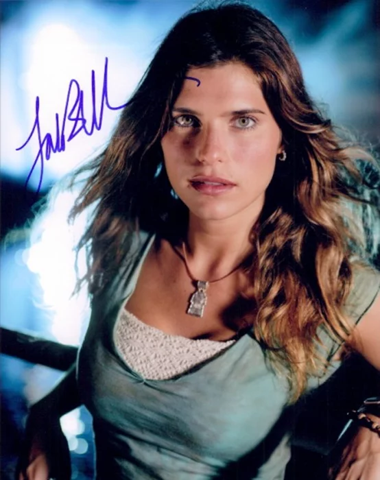 Lake Bell autograph