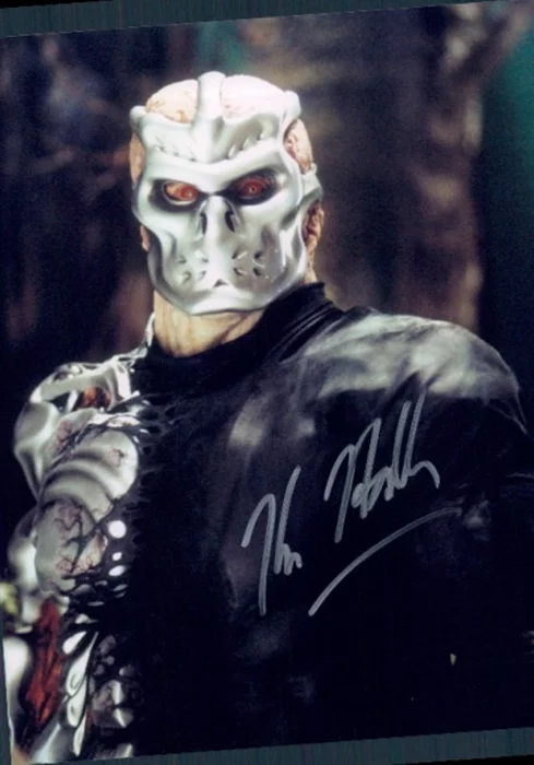 Kane Hodder autograph